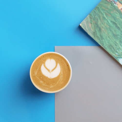 Флэт Уайт Тропический